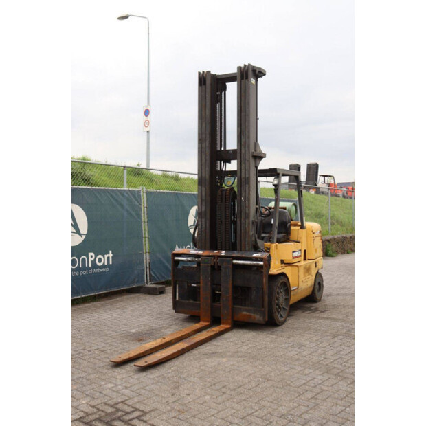 1999 كاتربيلر GC 60K-46728659