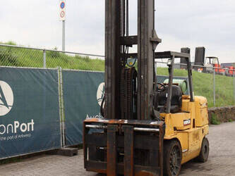 1999-caterpillar-gc-60k-46728659