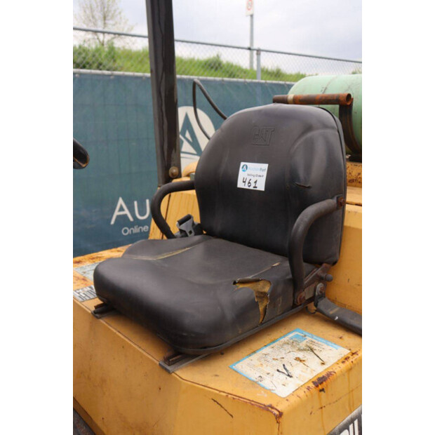 1999 كاتربيلر GC 60K-46728669