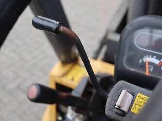 1999-caterpillar-gc-60k-46728675