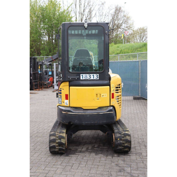 2018 كوماتسو PC26MR-3-46728683