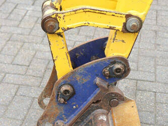 2018-komatsu-pc26mr-3-1444703-46728692