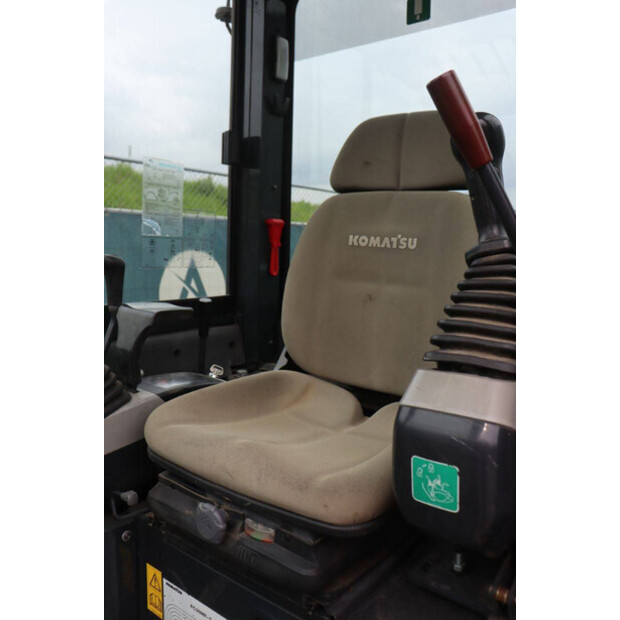 2018 كوماتسو PC26MR-3-46728704