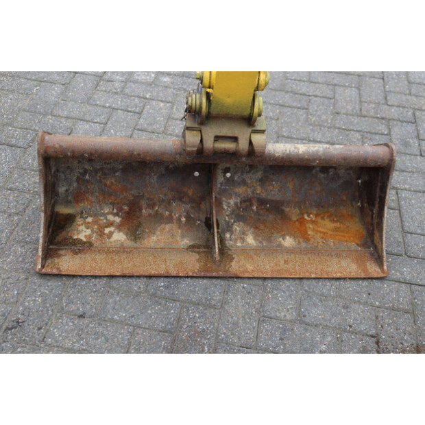 2012 Komatsu PC16R-HS-46728728