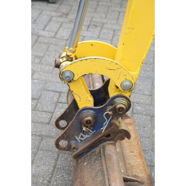 2012 Komatsu PC16R-HS-46728729