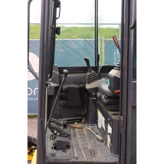 2012 Komatsu PC16R-HS-46728740