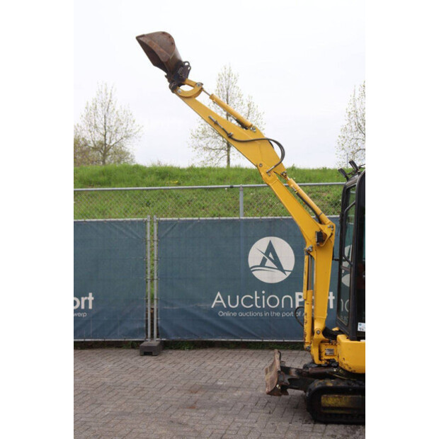 2012 Komatsu PC16R-HS-46728752