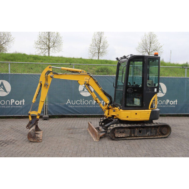 2018 كوماتسو PC26MR-46728754