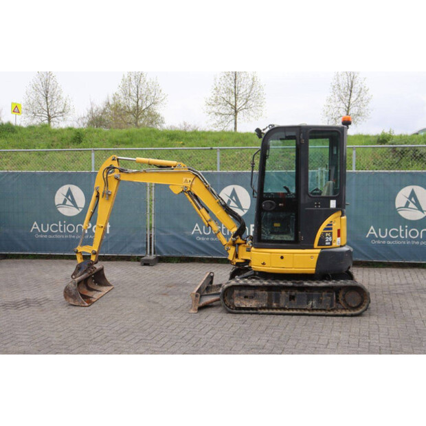 2018 كوماتسو PC26MR-46728755