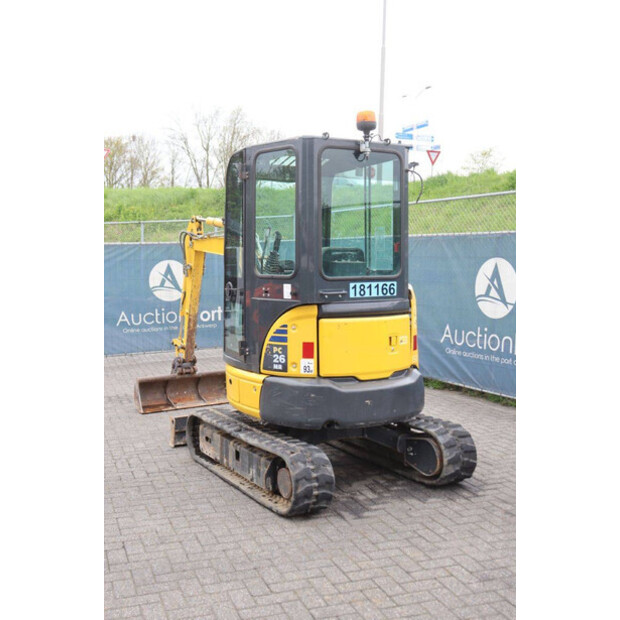 2018 كوماتسو PC26MR-46728757