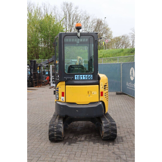 2018 كوماتسو PC26MR-46728758