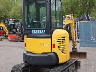 2018-komatsu-pc26mr-1444705-46728759