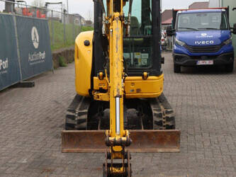 2018-komatsu-pc26mr-1444705-46728761