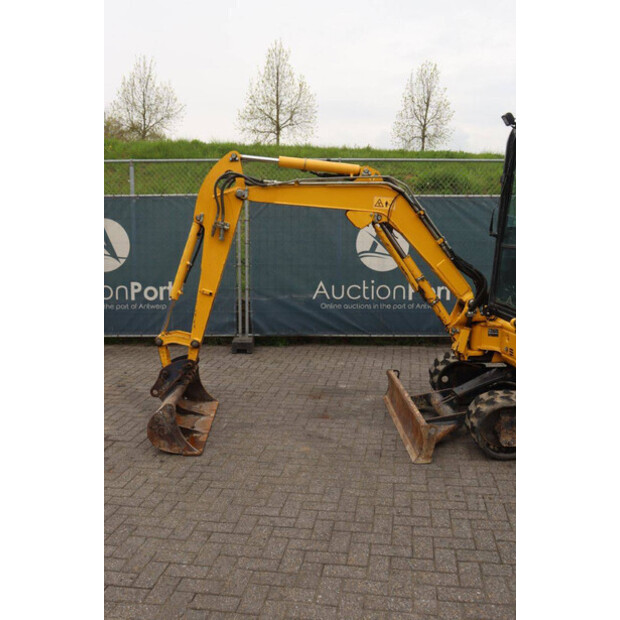 2018 كوماتسو PC26MR-46728763