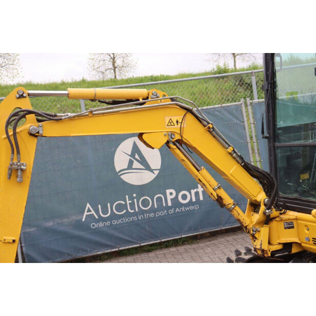 2018 كوماتسو PC26MR-46728765