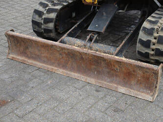 2018-komatsu-pc26mr-1444705-46728768