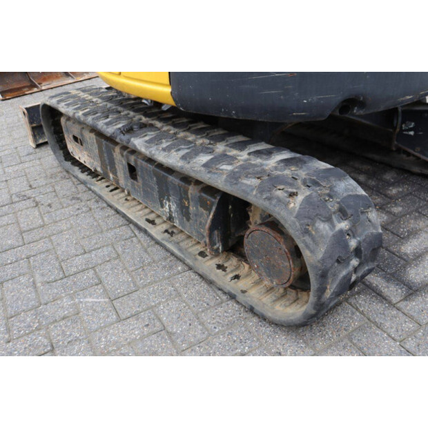 2018 كوماتسو PC26MR-46728774