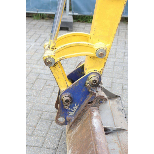 2018 كوماتسو PC35MR-46728793