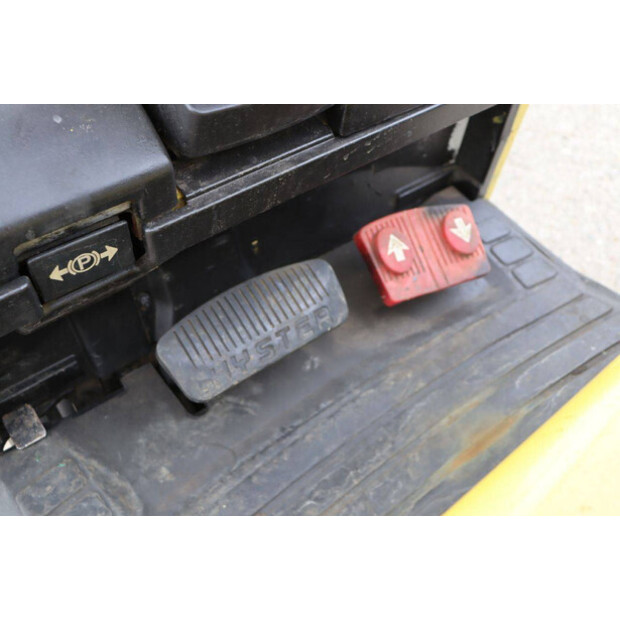 1999 Hyster E2.50XM-847-46728826