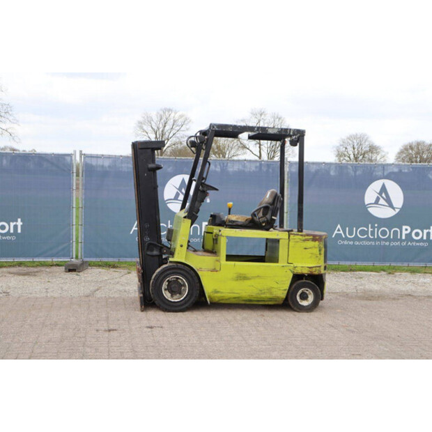 1997 كلارك 30S-46728852