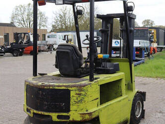 1997-clark-30s-1444709-46728856