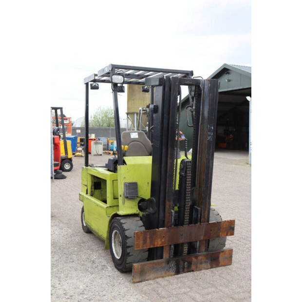 1997 كلارك 30S-46728857