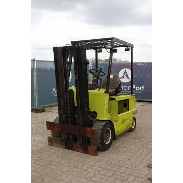 1997 كلارك 30S-46728859