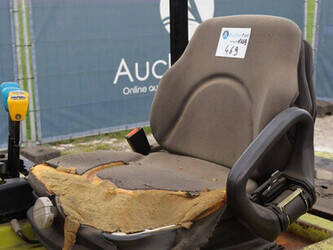 1997-clark-30s-1444709-46728867