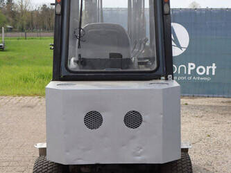 nissan-h-01a15-46728967