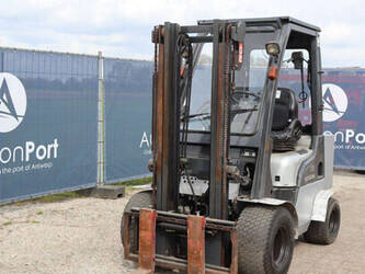 nissan-h-01a15-46728971