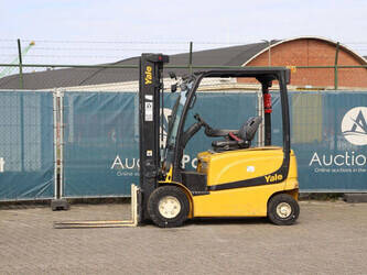 Image for LIFTS 2017 Yale ERP25VL