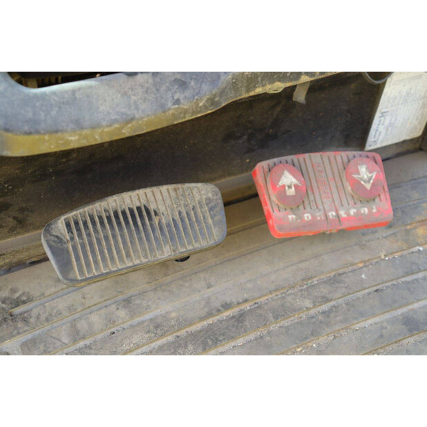 2007 هايستر J2.00XMT-46729197