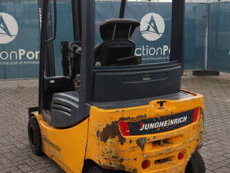 2009-jungheinrich-efg-320-1444721-46729212