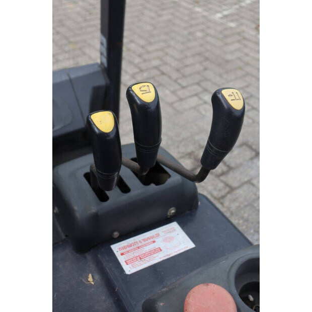 2006 Daewoo/Doosan B20T-5AC-46729264