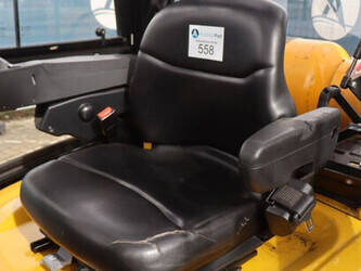 2011-yale-glp20svx-e2175-1444723-46729293