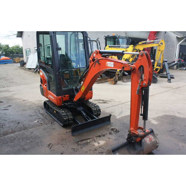 2014 كوبوتا KX015-4-46729452