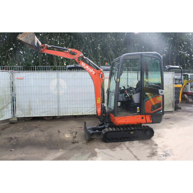 2014 كوبوتا KX015-4-46729461