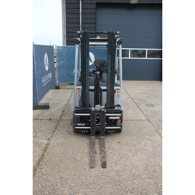 2016 Still RX20-16-46729603