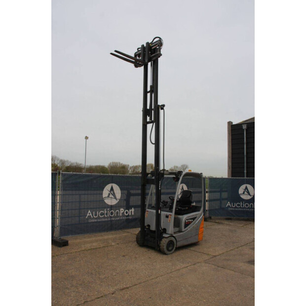 2016 Still RX20-16-46729625