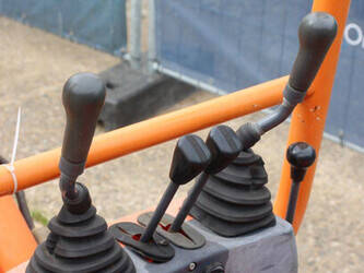 2016-kubota-u10-3-1444742-46729735