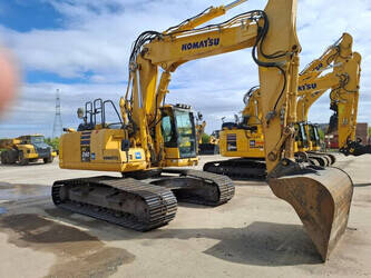صورة ل حفارات 2017 كوماتسو PC240LC-10