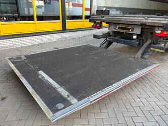 2006-schmitz-cargobull-sko-18-1443561-46731048