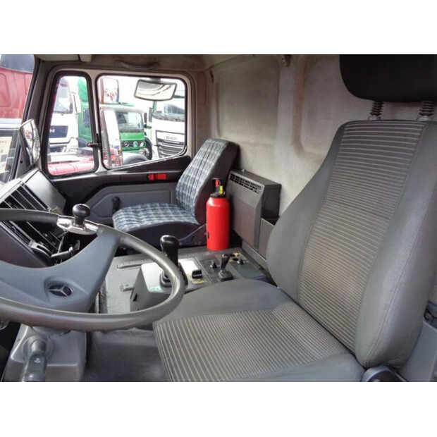 1992 Mercedes-Benz SK 2433-46731108