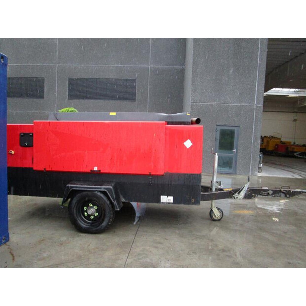 2005 Atlas-Copco XAHS 236 MD-46731173