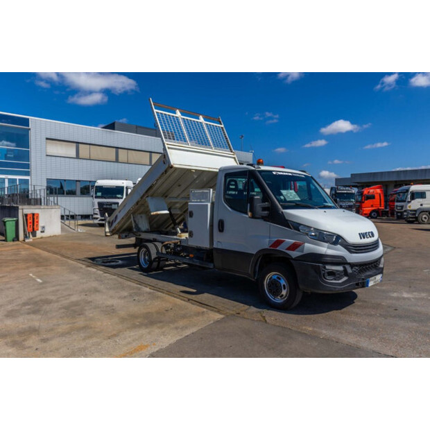 2017 Iveco Daily 35C15-46731284