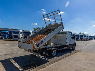 2017-iveco-daily-35c15-1444772-46731286