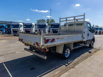 2017-iveco-daily-35c15-1444772-46731296