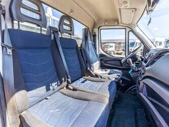 2017-iveco-daily-35c15-1444772-46731301