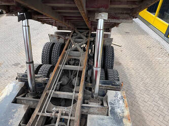 2005-man-tga-33-390-1444791-46732346