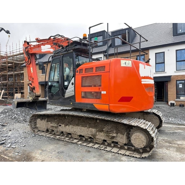 2018 Hitachi-46736119